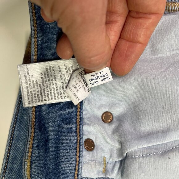 American Eagle Size 10 Short "The Stacked" Cropped Jeans Raw Cuffs - Picture 11 of 13